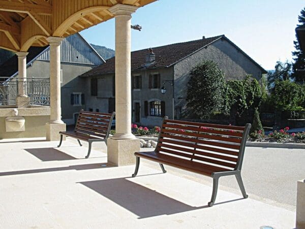 Bergan Seat