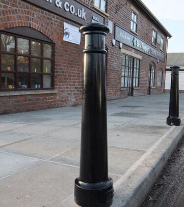 Bristol Bollard