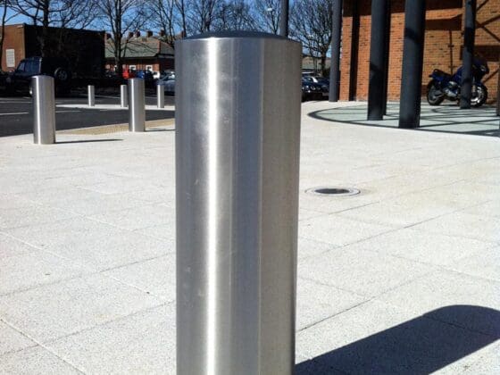 Large Diameter Bollard