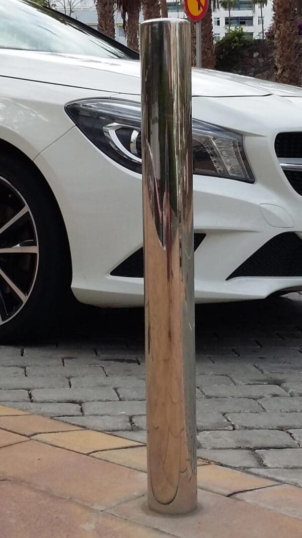 Mirror Polished Bollard