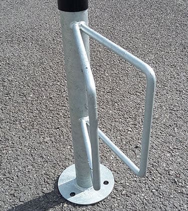 Floor mounted cycle bracket
