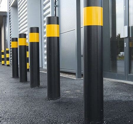 Single Banded Bollard