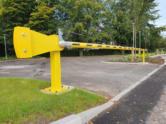 Manual Rising Arm Barriers